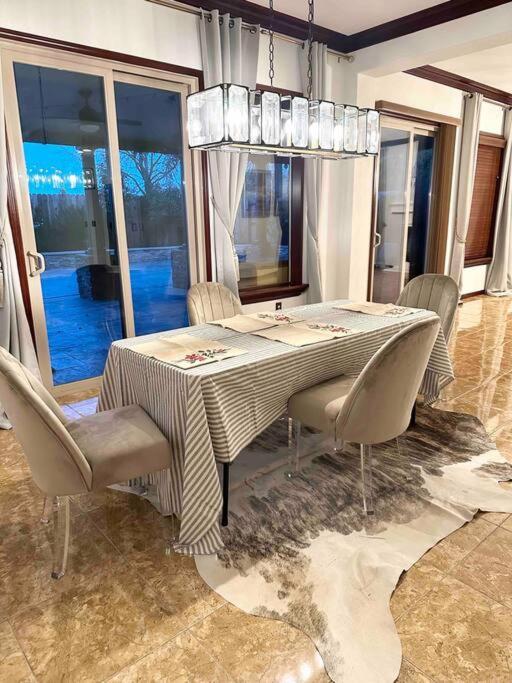 הוילה אלק גרוב Luxury Mansion House מראה חיצוני תמונה