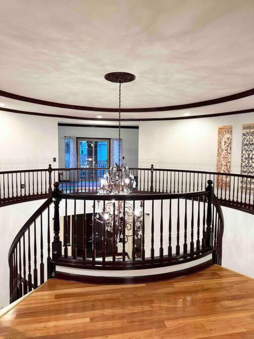 הוילה אלק גרוב Luxury Mansion House מראה חיצוני תמונה