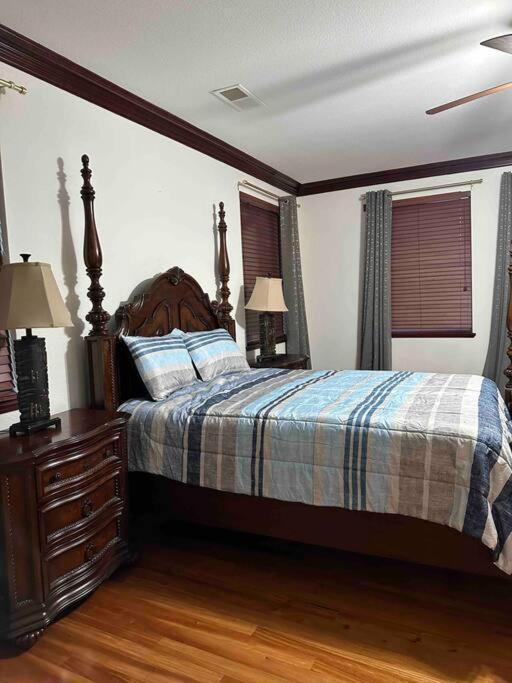 הוילה אלק גרוב Luxury Mansion House מראה חיצוני תמונה